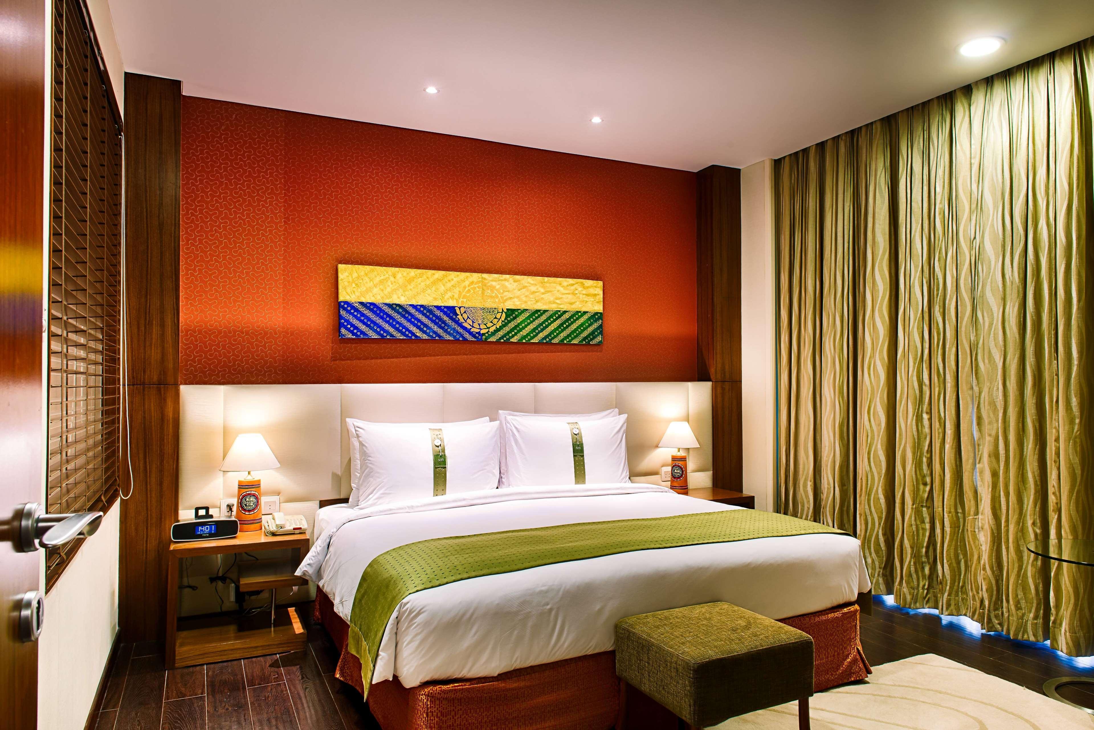 Ramada Plaza By Wyndham Pune Hinjewadi Dāpuri エクステリア 写真