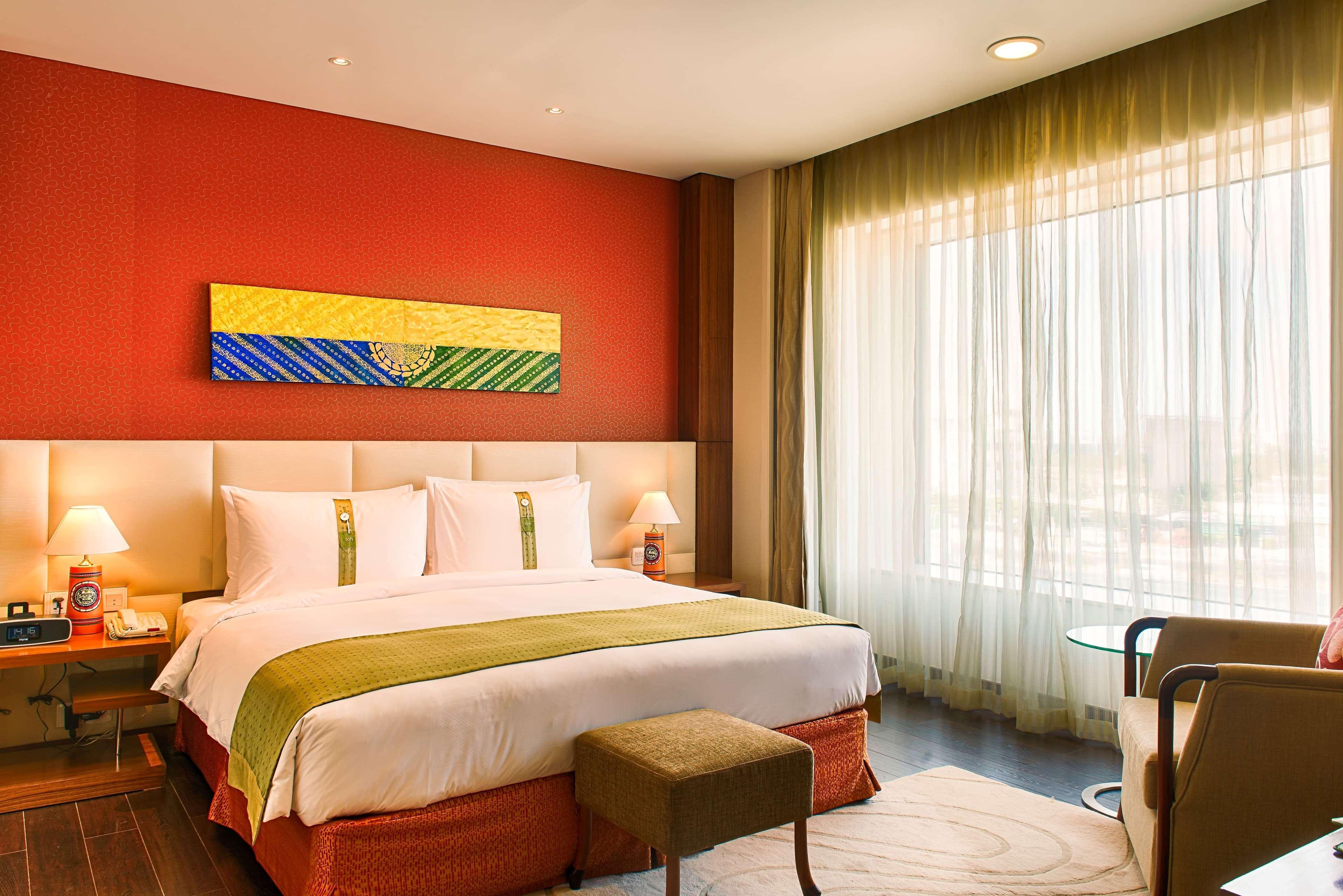Ramada Plaza By Wyndham Pune Hinjewadi Dāpuri エクステリア 写真