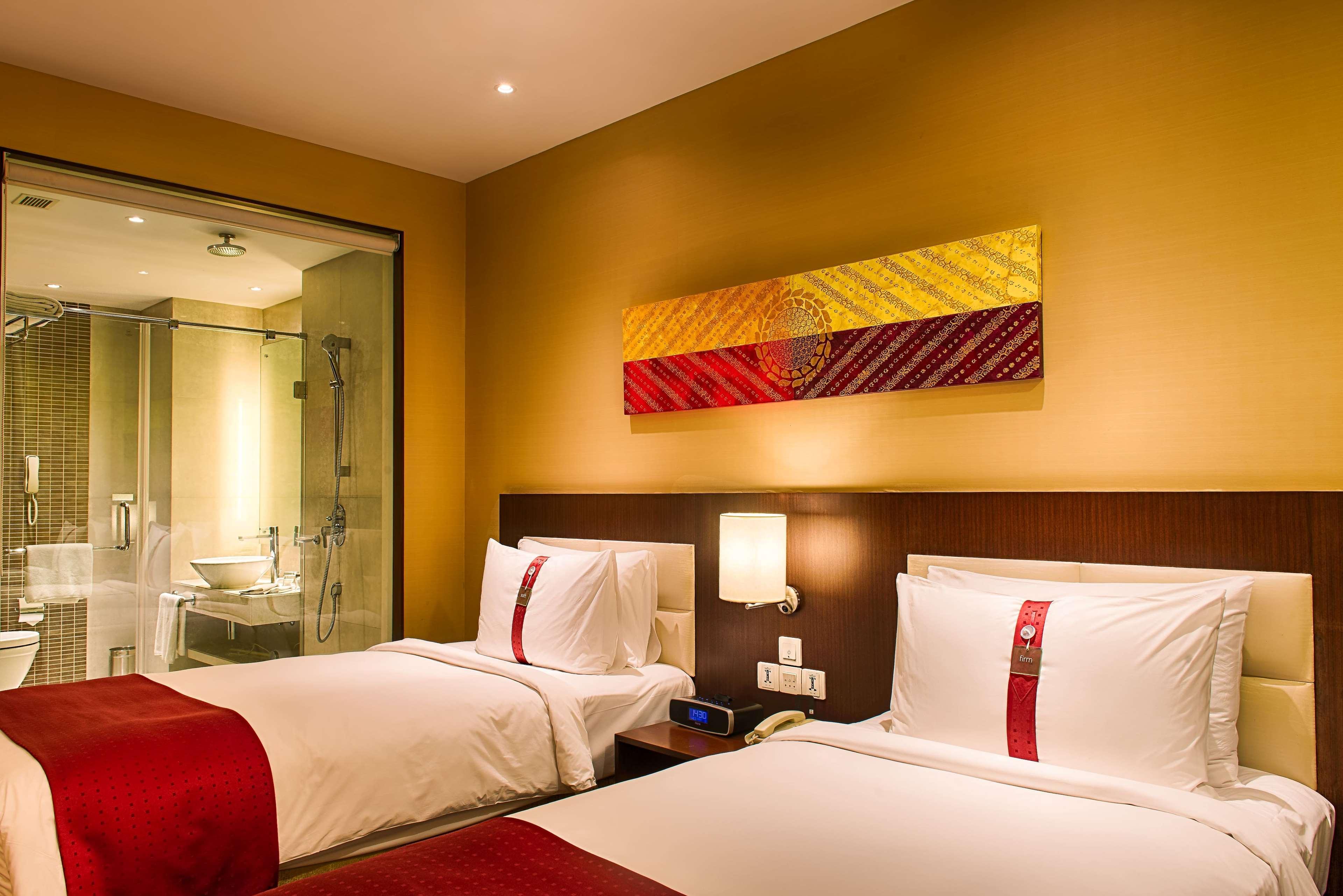 Ramada Plaza By Wyndham Pune Hinjewadi Dāpuri エクステリア 写真