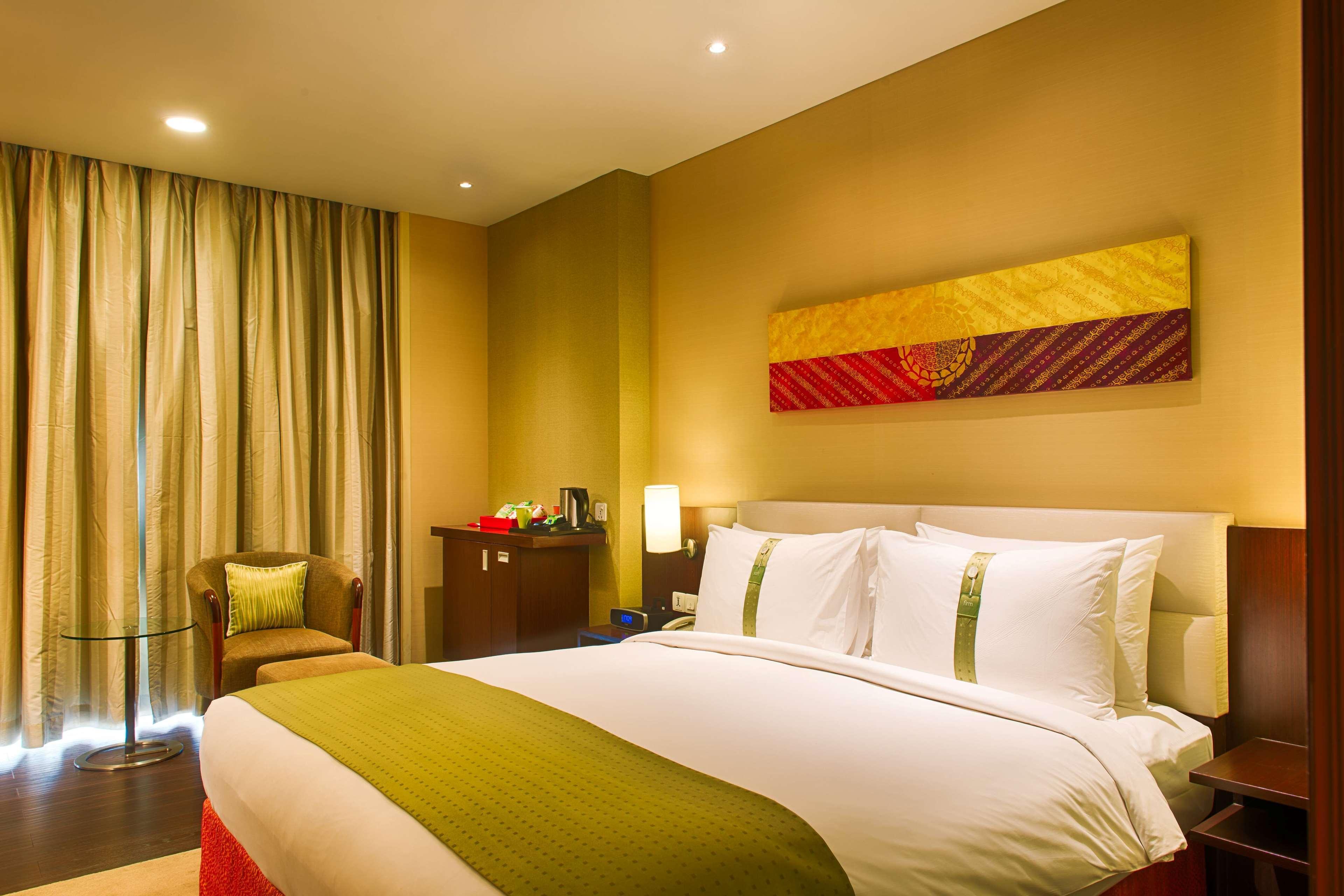 Ramada Plaza By Wyndham Pune Hinjewadi Dāpuri エクステリア 写真