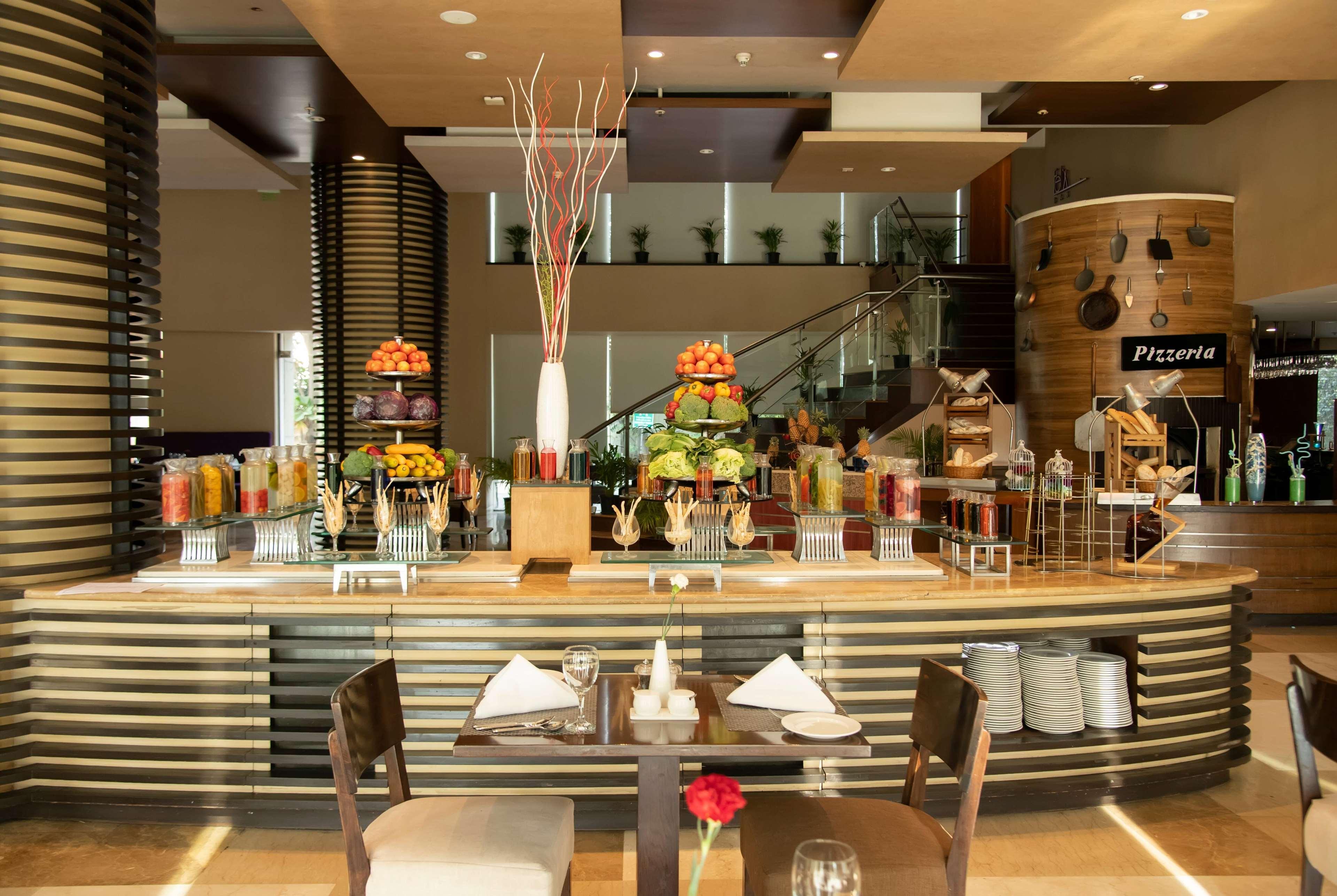 Ramada Plaza By Wyndham Pune Hinjewadi Dāpuri エクステリア 写真
