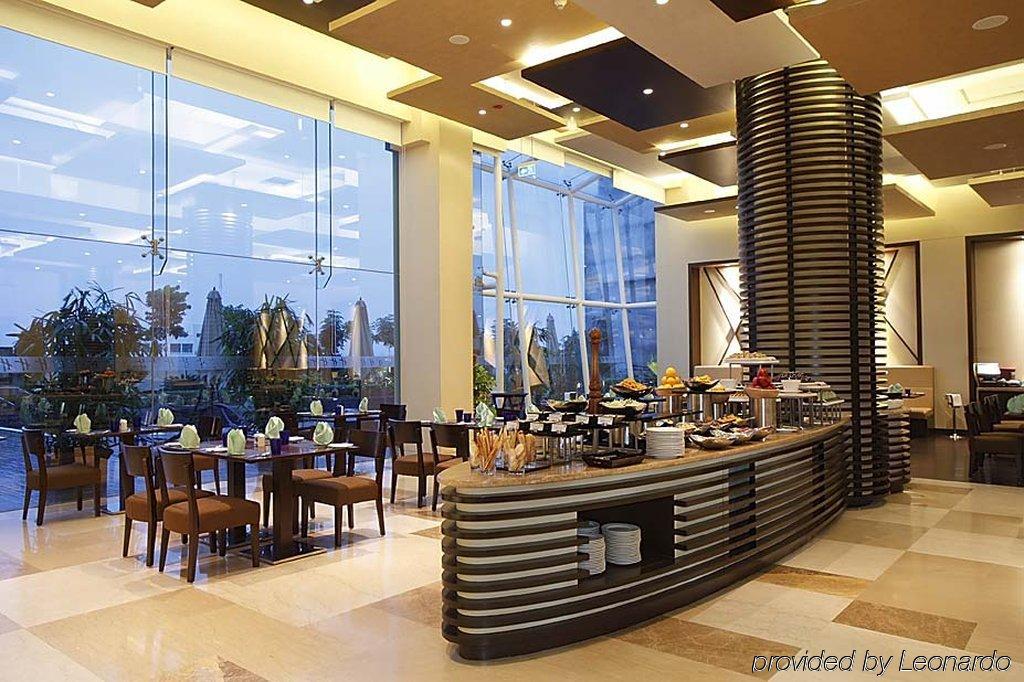 Ramada Plaza By Wyndham Pune Hinjewadi Dāpuri レストラン 写真
