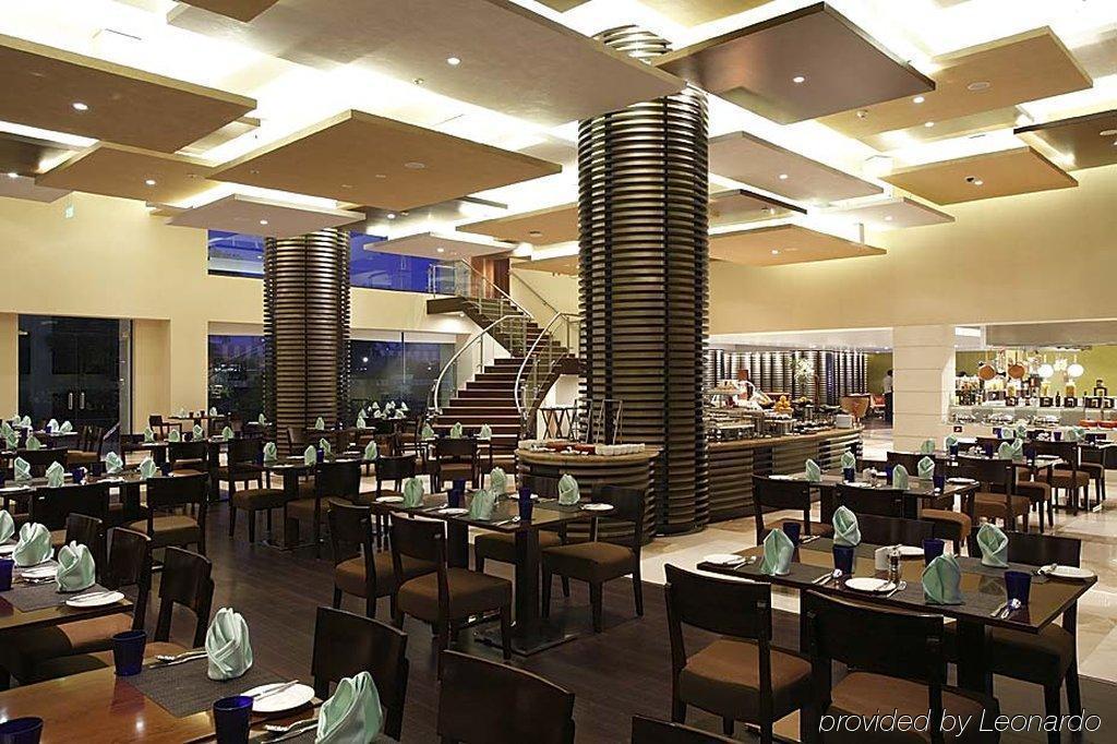 Ramada Plaza By Wyndham Pune Hinjewadi Dāpuri エクステリア 写真