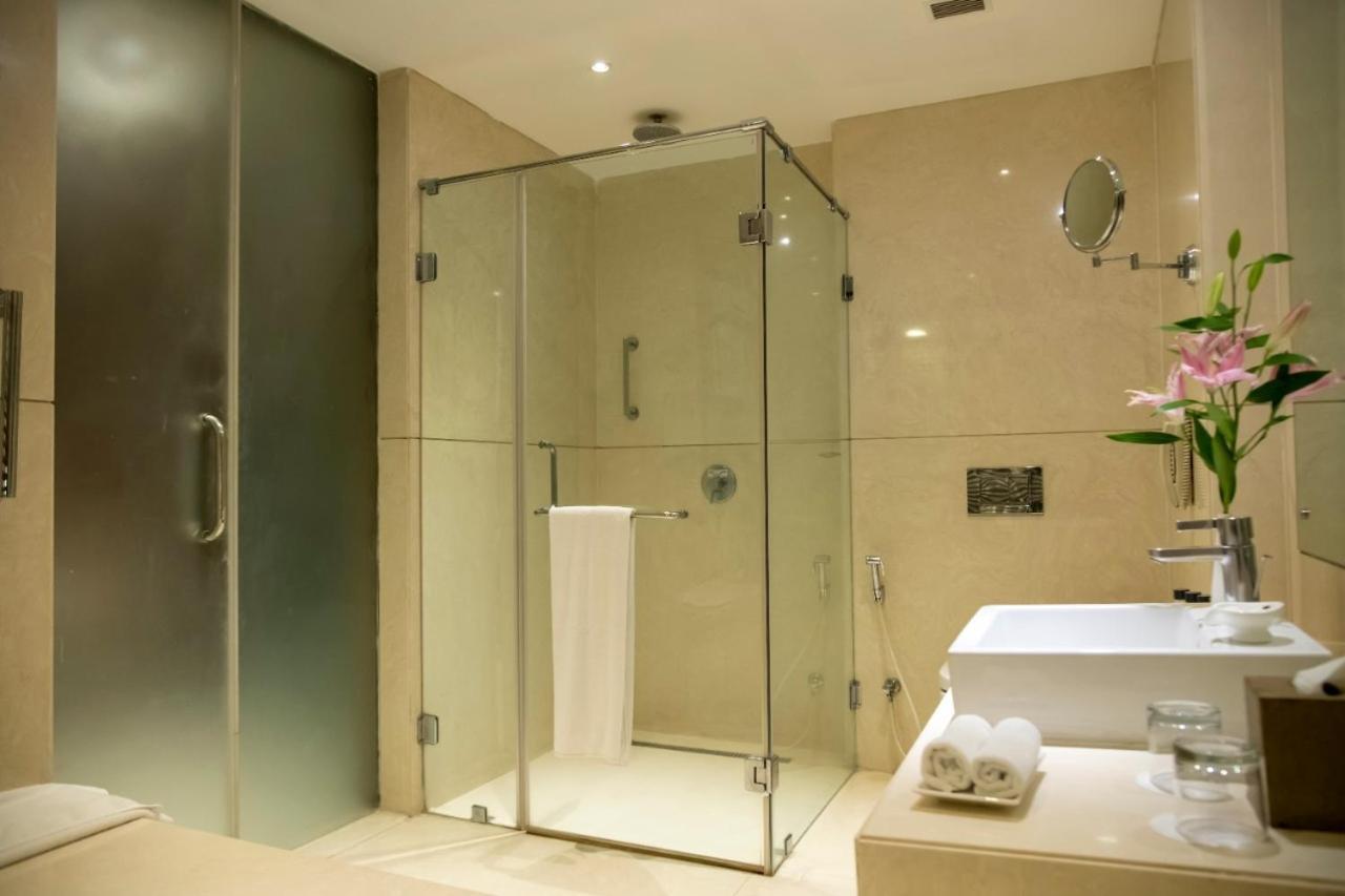 Ramada Plaza By Wyndham Pune Hinjewadi Dāpuri エクステリア 写真